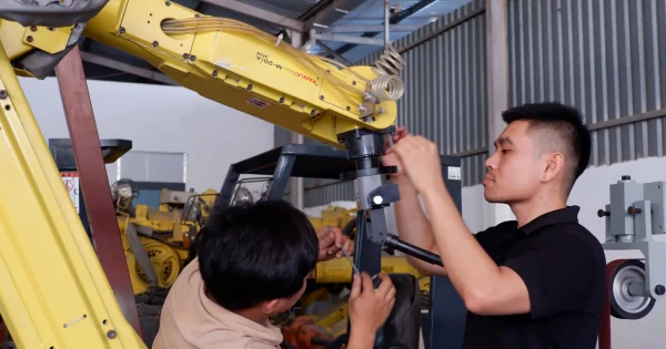Preventive maintenance robot service