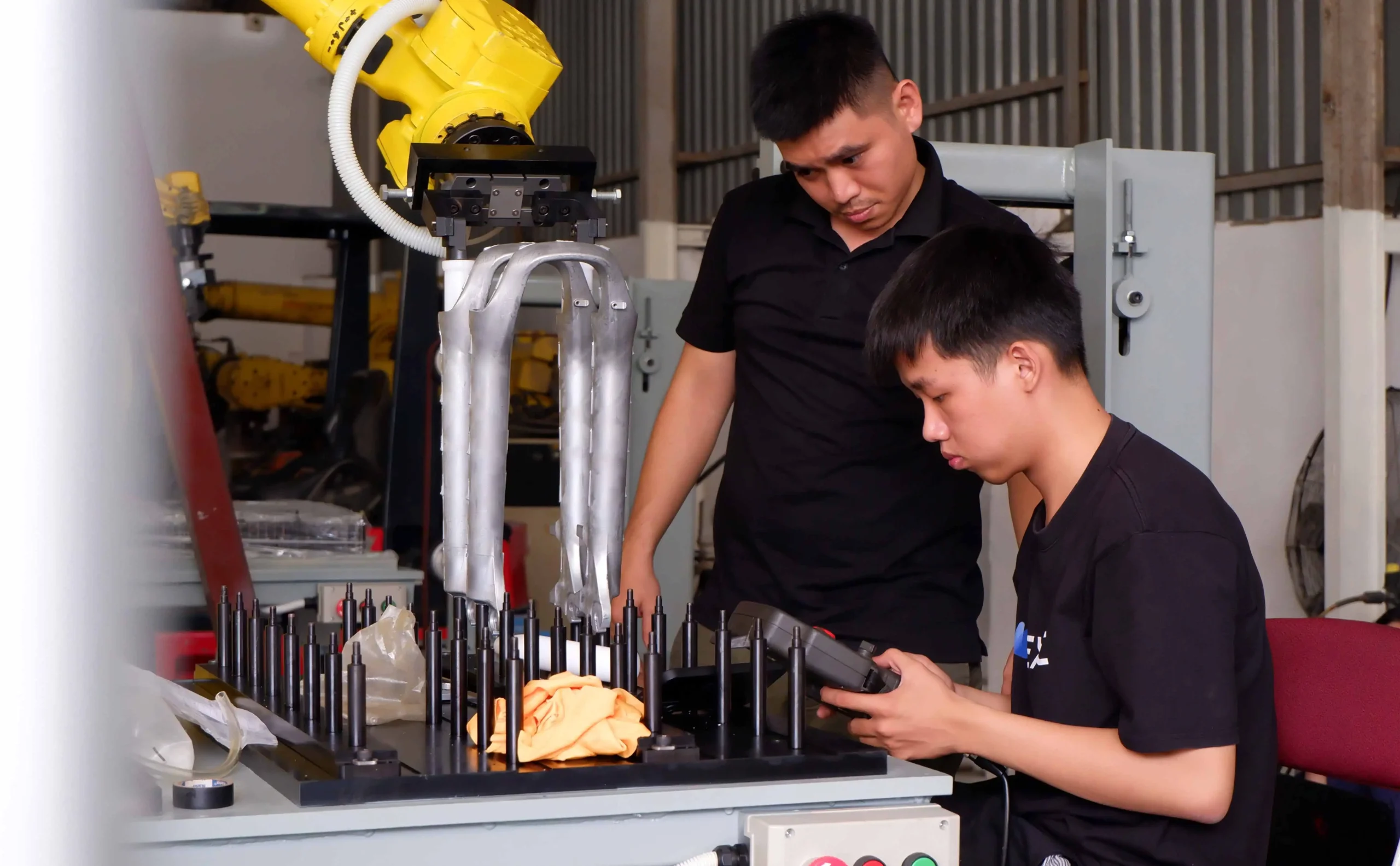 Dịch vụ đào tạo robot công nghiệp