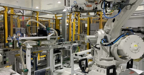 Dịch vụ cho thuê robot và cánh tay robot công nghiệp