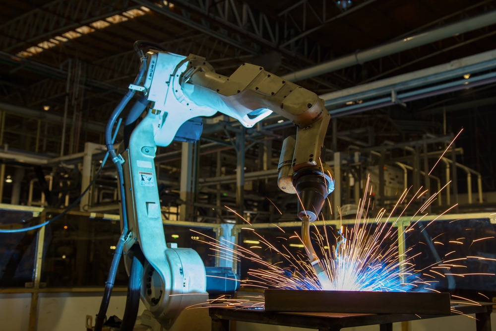Lợi ích của robot giúp tăng năng suất và giảm thời gian sản xuất