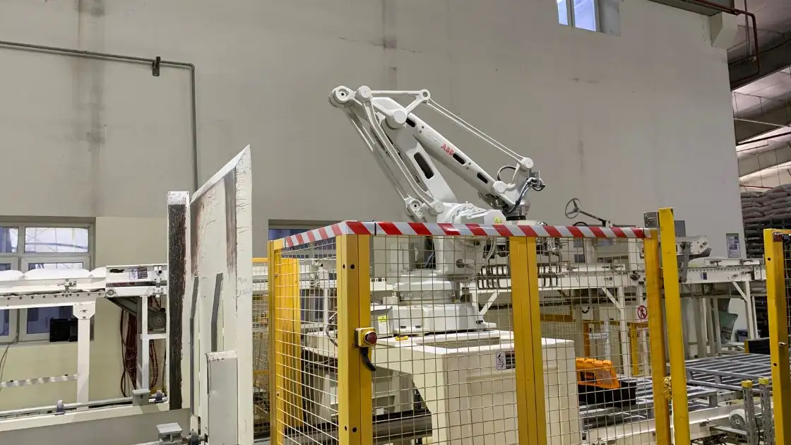 Dự Án Robot Xếp Bao Chất Pallet 4 Hệ thống robot xếp bao chất pallet