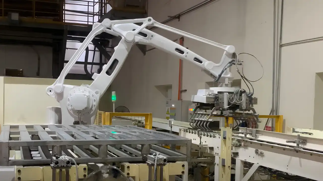 Dự Án Robot Xếp Bao Chất Pallet 7 Robot ABB IRB460 được Robotnext tích hợp vào dây chuyền tự động hóa